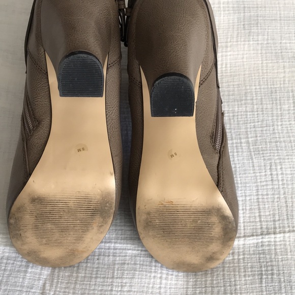 Madden Girl Boots - Picture 4 of 9